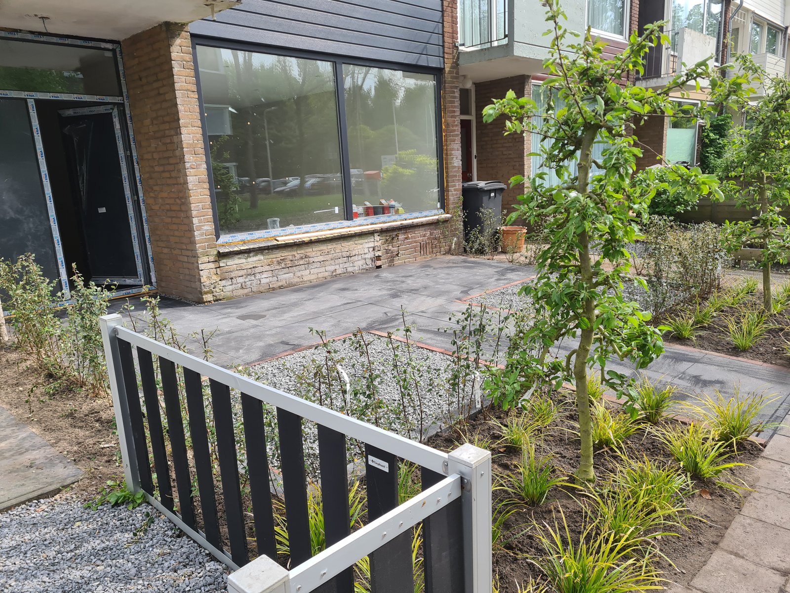 Van groen tot steen: hoogwaardige tuinaanleg in uitvoering